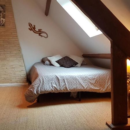 La Belmontaise Bed & Breakfast Beaumont-sur-Sarthe Exterior foto