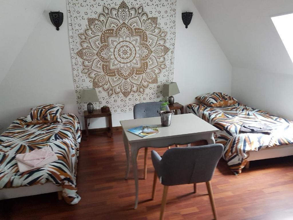 La Belmontaise Bed & Breakfast Beaumont-sur-Sarthe Exterior foto